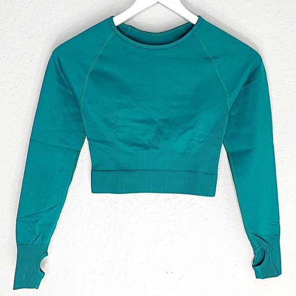 Seamless Long Sleeve Crop Top & High-Rise Legging Set in Blue - Picture 3 of 9